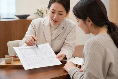 한방 다이어트 체중 정체기 상담 준비 장면